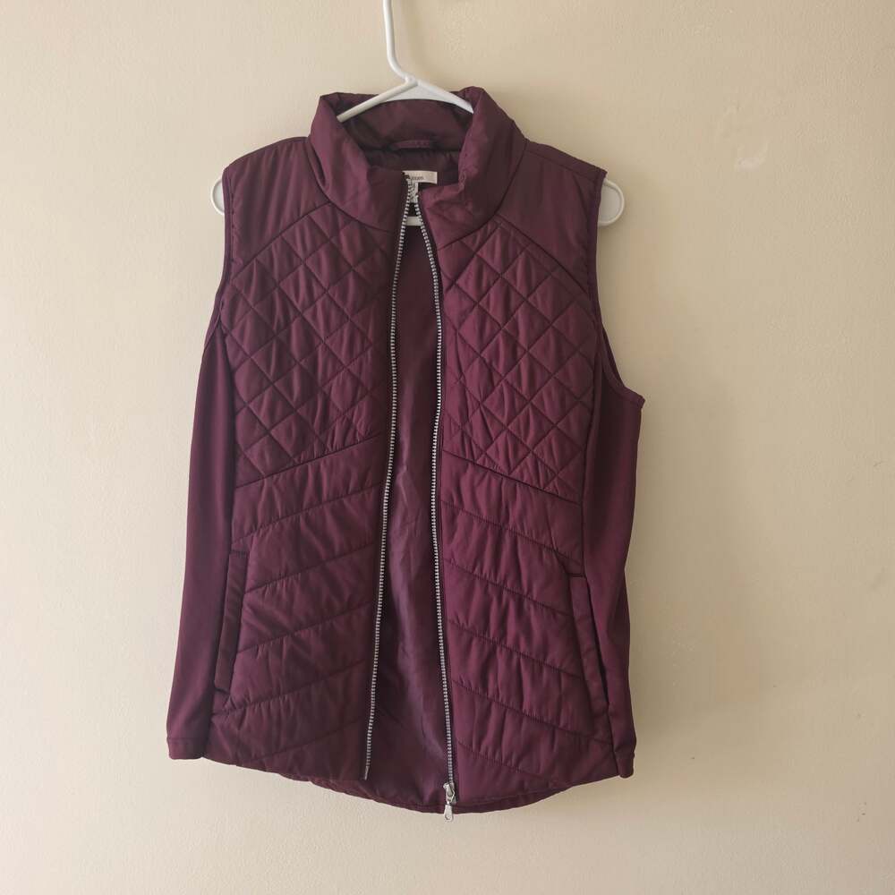Maurices Women's Size Medium Quilted Puffer Vest Maroon Plum Burgundy Full Zip